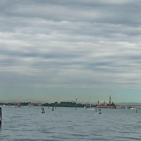 Angolo Di Pace A Pochi Passi Dal Centro E Dal Mare Venetië-Lido Buitenkant foto