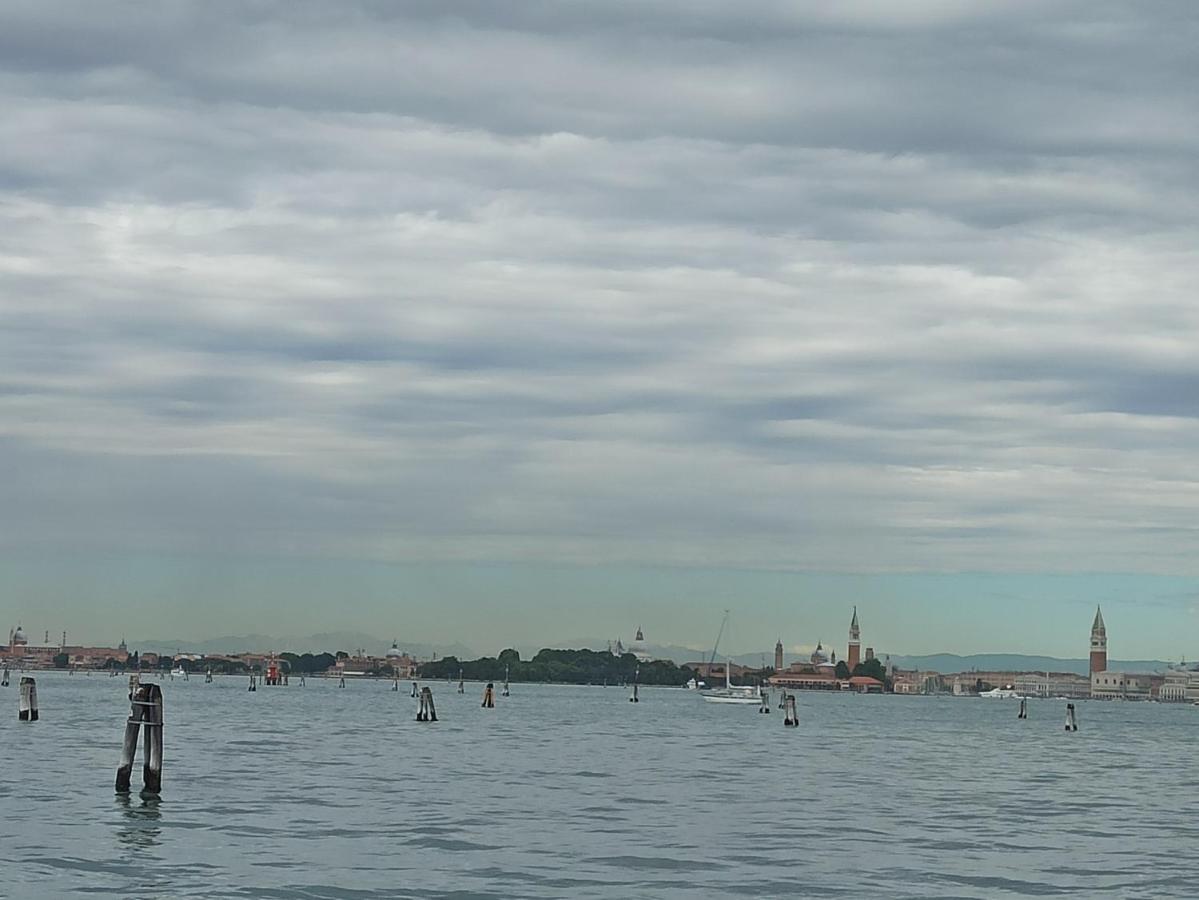 Angolo Di Pace A Pochi Passi Dal Centro E Dal Mare Venetië-Lido Buitenkant foto